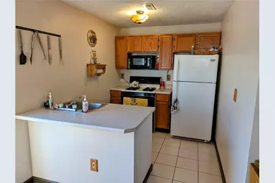 570 Peregrine Dr, North Huntingdon, PA 15642 - Photo 35