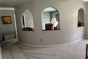 570 Peregrine Dr, North Huntingdon, PA 15642 - Photo 29