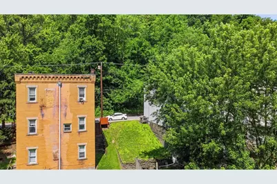 505 Liberty Way, McKeesport, PA 15133 - Photo 3