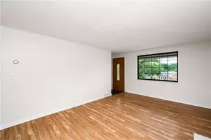 115 Bluegrass Dr, Twp of But SW, PA 16001 - Photo 9