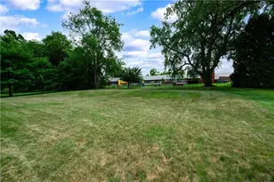 115 Bluegrass Dr, Twp of But SW, PA 16001 - Photo 35