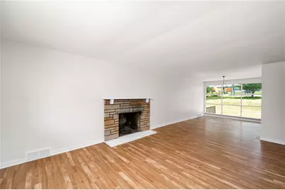 115 Bluegrass Drive, Twp of But SW, PA 16001 - Photo 7
