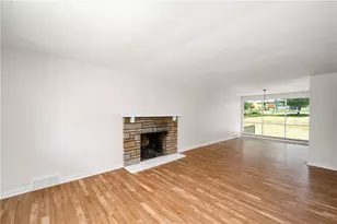115 Bluegrass Dr, Twp of But SW, PA 16001 - Photo 7