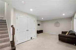 160 Cole Dr, Robinson Twp, PA 15136 - Photo 31