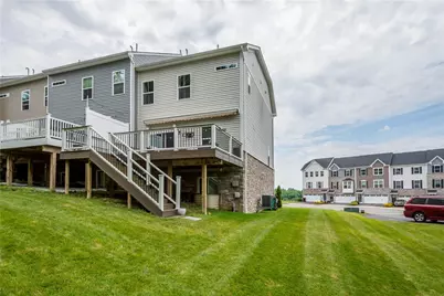 160 Cole Drive, Robinson Twp, PA 15136 - Photo 3