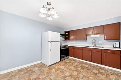 930 Academy Heights Dr, Hempfield Township, PA 15601 - Photo 5