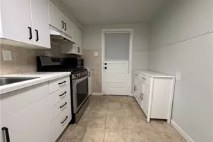 5357 Brownsville Rd, Pittsburgh, PA 15236 - Photo 9