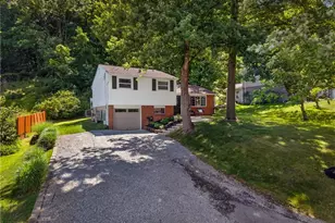 127 Alpine Village Dr, Monroeville, PA 15146 - Photo 3
