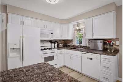 127 Alpine Village Dr, Monroeville, PA 15146 - Photo 17