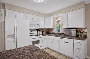 127 Alpine Village Dr, Monroeville, PA 15146 - Photo 17