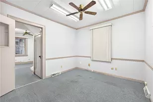 5310 Park Ave, Bethel Park, PA 15102 - Photo 9