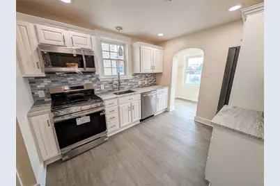 21 Ann Arbor Ave, Pittsburgh, PA 15229 - Photo 15