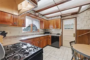 1026 Woodberry Rd, New Kensington, PA 15068 - Photo 11