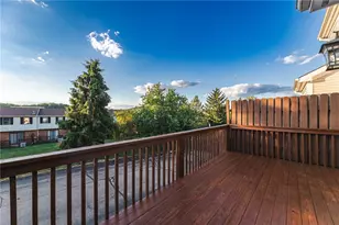 222 Castle Creek Dr, Seven Fields Boro, PA 16046 - Photo 7