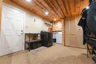 222 Castle Creek Dr, Seven Fields Boro, PA 16046 - Photo 27