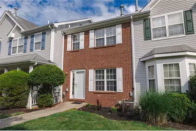 222 Castle Creek Dr, Seven Fields Boro, PA 16046 - Photo 5