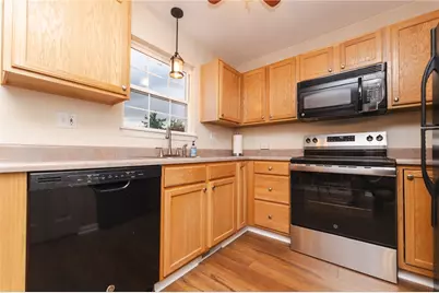222 Castle Creek Dr, Seven Fields Boro, PA 16046 - Photo 15
