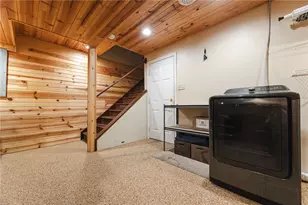 222 Castle Creek Dr, Seven Fields Boro, PA 16046 - Photo 25