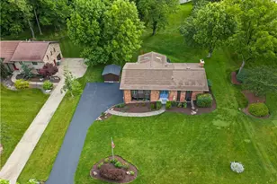 304 Clubview Dr, Peters Township, PA 15317 - Photo 5