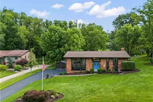 304 Clubview Dr, Peters Township, PA 15317 - Photo 3
