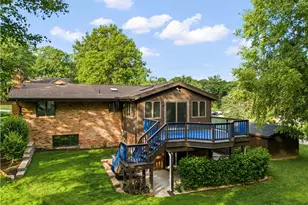 304 Clubview Dr, Peters Township, PA 15317 - Photo 9