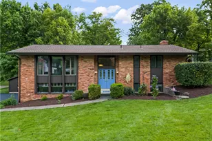 304 Clubview Dr, Peters Township, PA 15317 - Photo 1