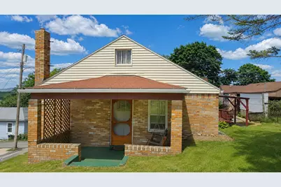 913 Hancock Avenue, Vandergrift, PA 15690 - Photo 1