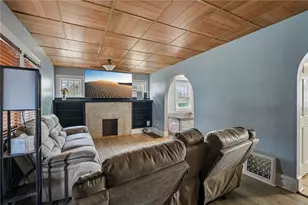926 Hazel St, New Castle, PA 16101 - Photo 7