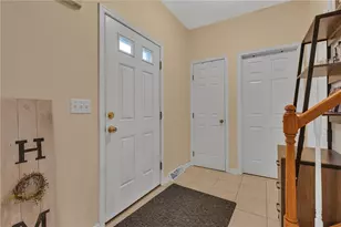 106 Clearwater Dr, Franklin Township, PA 16117 - Photo 5