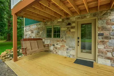 482 Shadyrest Rd, Franklin Township, PA 16117 - Photo 9