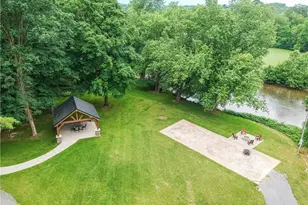 482 Shadyrest Rd, Franklin Township, PA 16117 - Photo 3