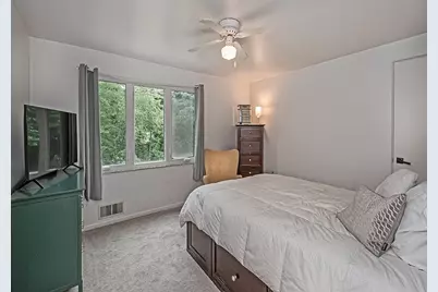 724 Scrubgrass Road, Pittsburgh, PA 15243 - Photo 15
