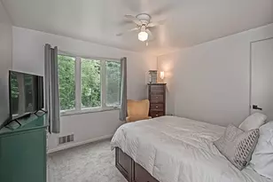 724 Scrubgrass Rd, Pittsburgh, PA 15243 - Photo 15