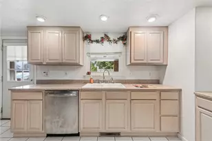 1760 Morris Ave, North Huntingdon, PA 15642 - Photo 5