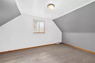 297 Patterson Ave, Bridgeville, PA 15017 - Photo 27