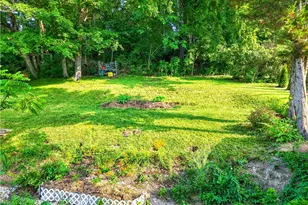 297 Patterson Ave, Bridgeville, PA 15017 - Photo 3