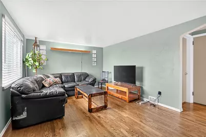 297 Patterson Ave, Bridgeville, PA 15017 - Photo 13