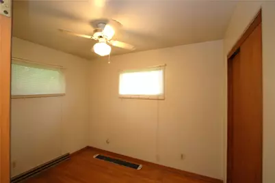 142 3rd Avenue, New Eagle, PA 15067 - Photo 15