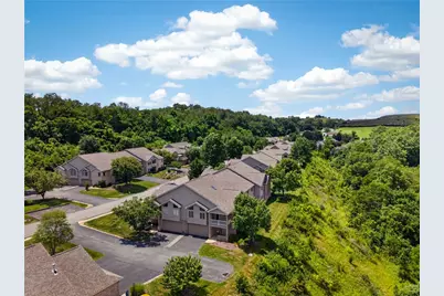 9704 Sundance Dr, South Fayette, PA 15017 - Photo 3