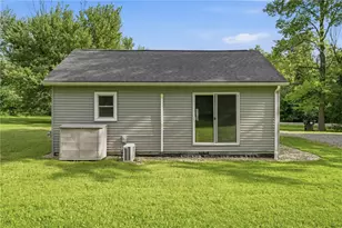 2375 S Keel Ridge Rd, Hermitage, PA 16148 - Photo 15