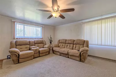 1475 Gilmar Rd, Washington Township, PA 15613 - Photo 5