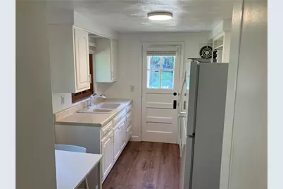 1041 Dallett Rd, Pittsburgh, PA 15227 - Photo 5