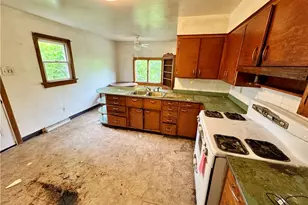 421 McGeary Ave, Monessen, PA 15062 - Photo 11