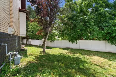 2329 Spokane Ave, Pittsburgh, PA 15210 - Photo 21