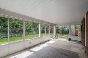 1654 Hollyrood Rd, Pittsburgh, PA 15227 - Photo 27