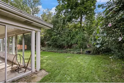 1654 Hollyrood Rd, Pittsburgh, PA 15227 - Photo 29