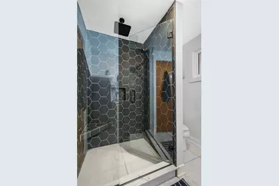 1654 Hollyrood Rd, Pittsburgh, PA 15227 - Photo 17