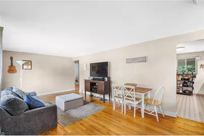 1654 Hollyrood Rd, Pittsburgh, PA 15227 - Photo 5