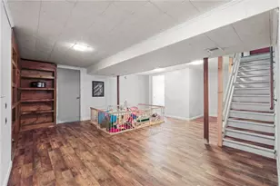 1654 Hollyrood Rd, Pittsburgh, PA 15227 - Photo 25
