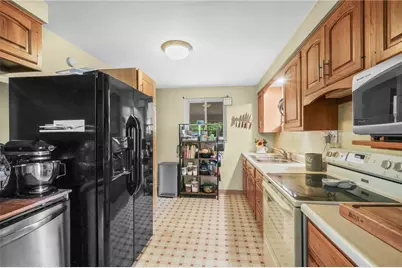 1654 Hollyrood Rd, Pittsburgh, PA 15227 - Photo 19